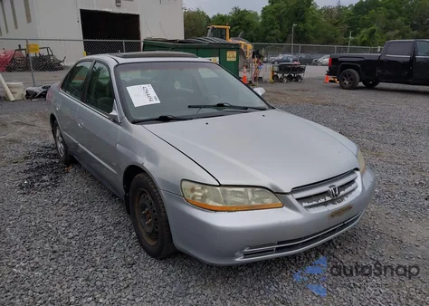 2002 Honda Accord 2.3 Ex/2.3 Se из США, поврежденный, VIN 1HGCG66812A091013